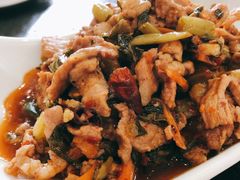 酸菜炒肉-喜洲翰林餐厅(董家百年老宅店)