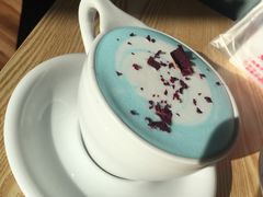 -ZING COFFEE 镜咖啡