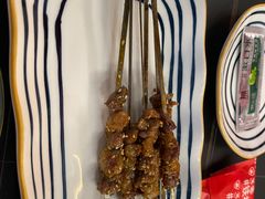 -许哥东北烧烤·铁丳烤串·宫后夹肉(繁花中心店)