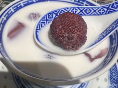 -广信牛奶甜品世家(台东店)