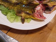 -苗阿哥酸汤牛肉火锅(体育场店)