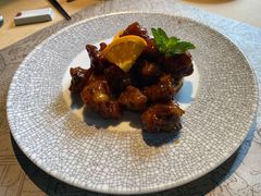 -穹六人间 people 6(岳阳路店)
