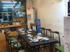 大堂-老何太太鹤岗小串·团建聚餐(龙华店)