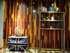 -K+全国连锁KTV(绿地缤纷天地店)