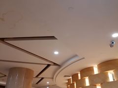 -海亮广场大酒店(万象城中山路地铁站店)