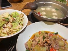 -吃饭皇帝大土家民族菜(正大广场店)