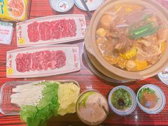 -沙胆彪炭炉牛杂煲(上海日月光广场店)