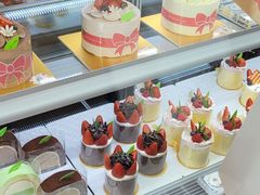 -花花卷卷·鲜食蛋糕(静安久光百货店)