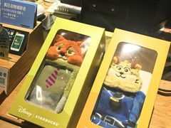 -星巴克臻选(北京银泰店)