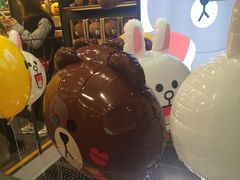 -LINE FRIENDS Garosu-gil Flagship Store