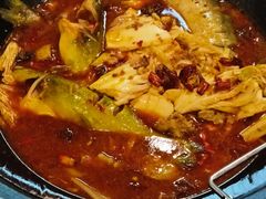 -九妹农家大铁锅东北菜(江湾店)