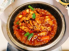 招牌石锅蛙-雨后行菜(报慈北路店)