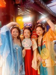 -汉仪华裳汉服馆(打浦桥店)