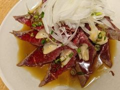三分熟牛肉-桂马·日本料理·海胆·海鲜饭·酒场(民主广场店)