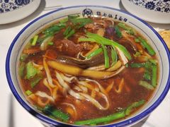 -镇南锅盖面馆(解放路店)