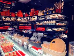 -Salon de The de Joel Robuchon(外滩18号店)