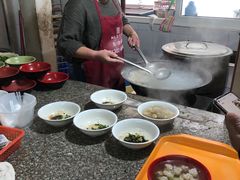 -张阿三馄饨店