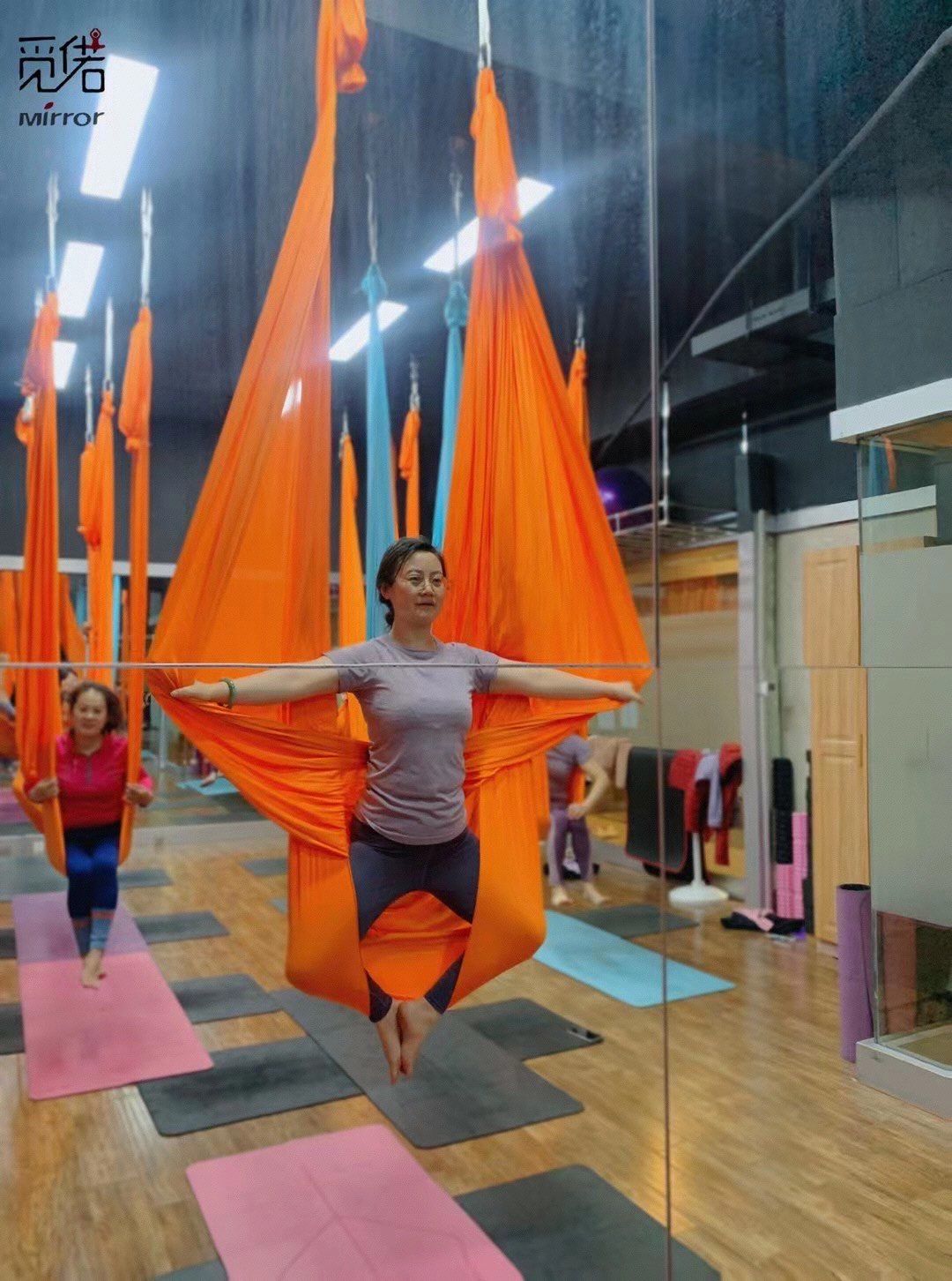 空中瑜伽 蝴蝶式
