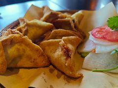 -大头虾越式风味餐厅(光明广场店)