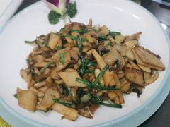 -烟疆印象新疆菜(万联广场店)