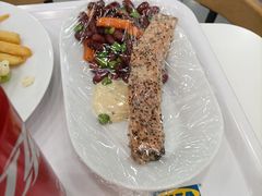 烤三文鱼配时蔬-宜家·瑞典风味餐厅(北京西红门店)