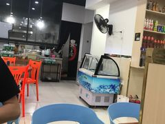 大堂-老何家后安粉·糟粕醋海鲜火锅(三亚湾椰梦长廊店)