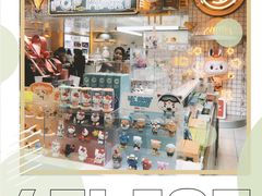 -泡泡玛特POPMART(上海环球港店)
