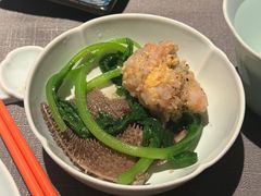 -左庭右院鲜牛肉火锅黑金店(陆家嘴中心店)