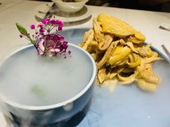 -尚一汤 广东炖汤(金桥国际店)