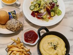 -北京东三环希尔顿逸林酒店