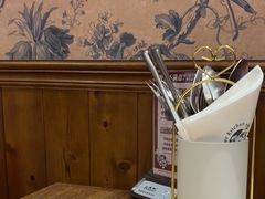 -秘密旅行Bonjour(黑金冠 江南西店)