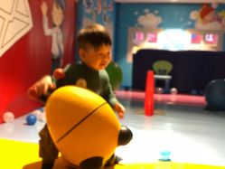 -Land Mark蓝马乐园(华联武夷购物中心店)