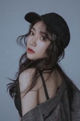 -onlygirl摄影美学馆高端定制(江滩店)