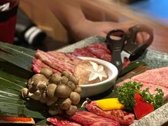 -炼火烤肉店