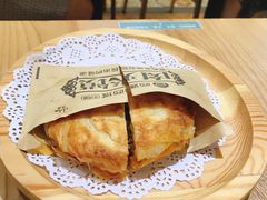 酱牛肉夹馍-清真·西域伙伴牛肉面·羊肉串(融创店)