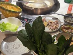 -喃喃椰·糟粕醋·椰子鸡火锅(七堡花园店)