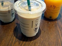 -星巴克(西藏路店)