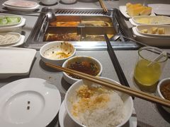 -海底捞火锅(新松江路生日主题店)