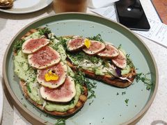 无花果手撕鸡肉tapas-Toris(LuOne凯德晶萃广场店)