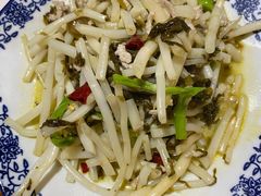 太湖芦苇根炒肉丝-呼吸森林·生态农庄农家乐私房菜