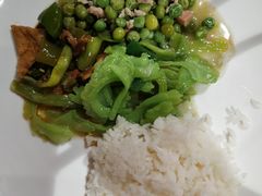 -成都锦泰一汽丰田4S店(龙泉驿区店)