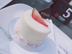 -UNI UNI(环亚凯瑟琳店)
