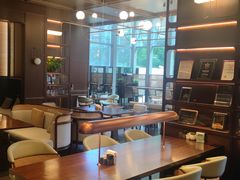 -上海虹桥祥源希尔顿酒店