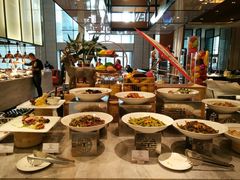 -飨食汇全日制餐厅·昆山皇冠假日酒店(九方店)
