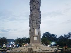 -亚龙湾中心广场