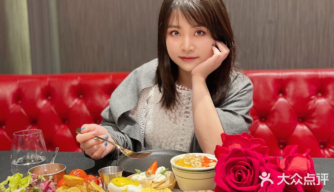 酒吧里的brunch套餐，可以吹爆！