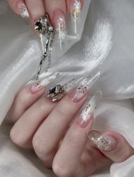 -Fanni美甲美睫皮肤管理