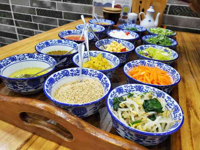 陕北抿节面馆(美乐城店)-"美乐城负一层,位置比较好找,出差住在附近.