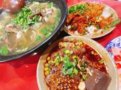 -谢老五跷脚牛肉·非遗传承店