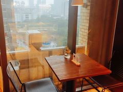 -光海书局(南京东路第一百货店)